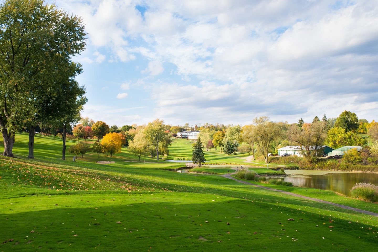 3 Lakes Golf Course