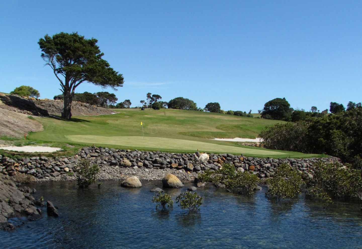 Waitangi Golf Club (Inc)